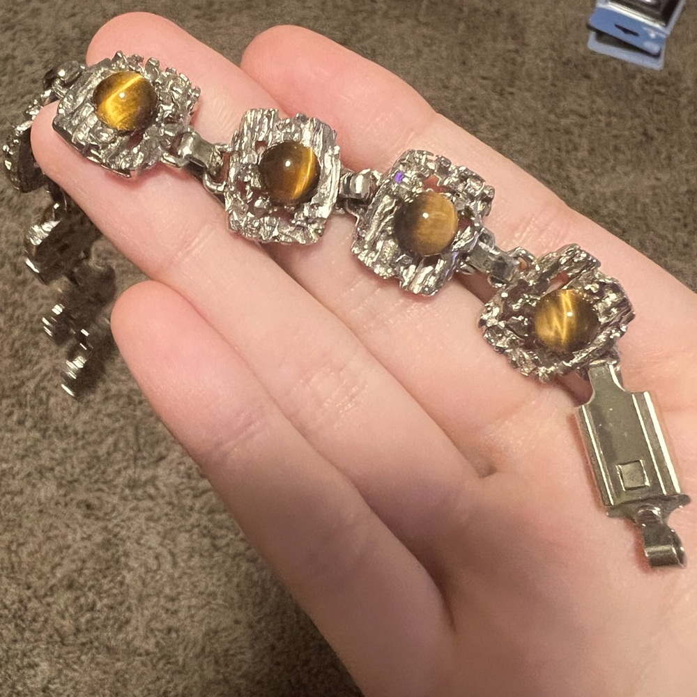 Tiger Eye Silver Bracelet